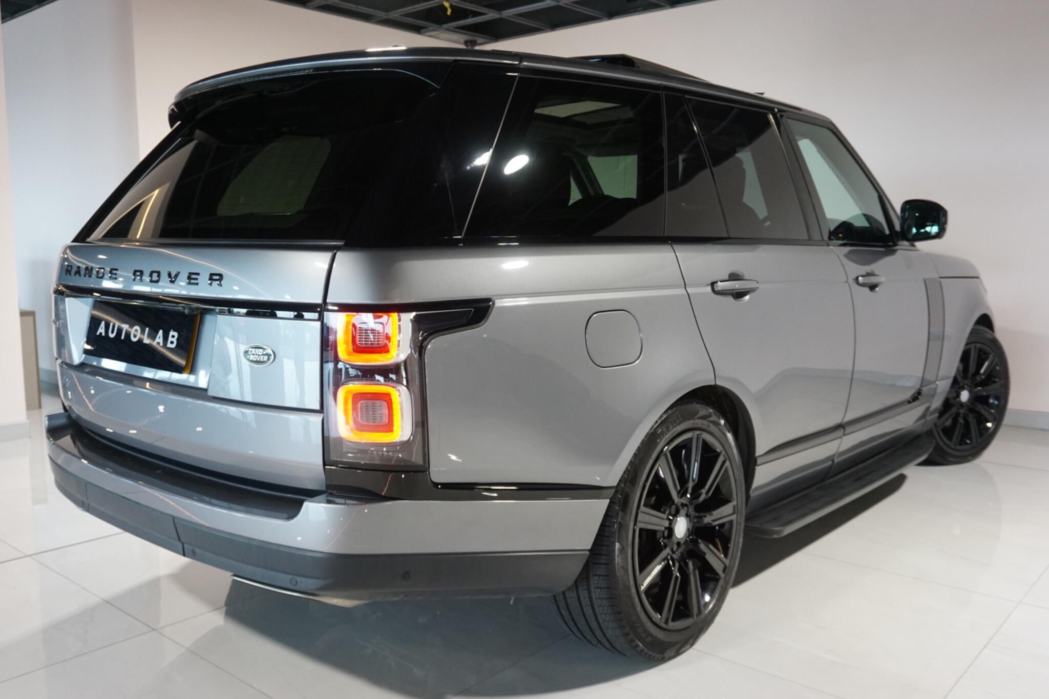 Land Rover Range Rover 2.0 P400e 13.1kWh Autobiography SUV 5dr Petrol Plug-in Hybrid Auto 4WD Euro 6 (s/s) (404 ps)